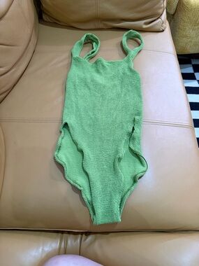 Youswim Aplomb One-Piece Swimsuit